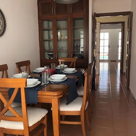 度假居 Central House In Tias With Private Pool